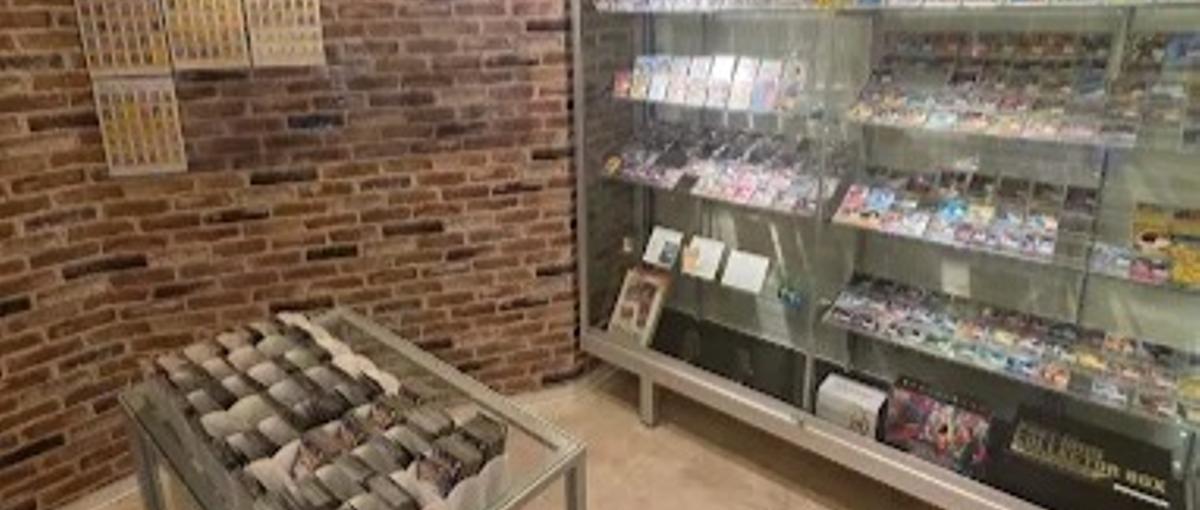 好きを最上級の接客へ。社長直下で挑む、トレカ事業企画