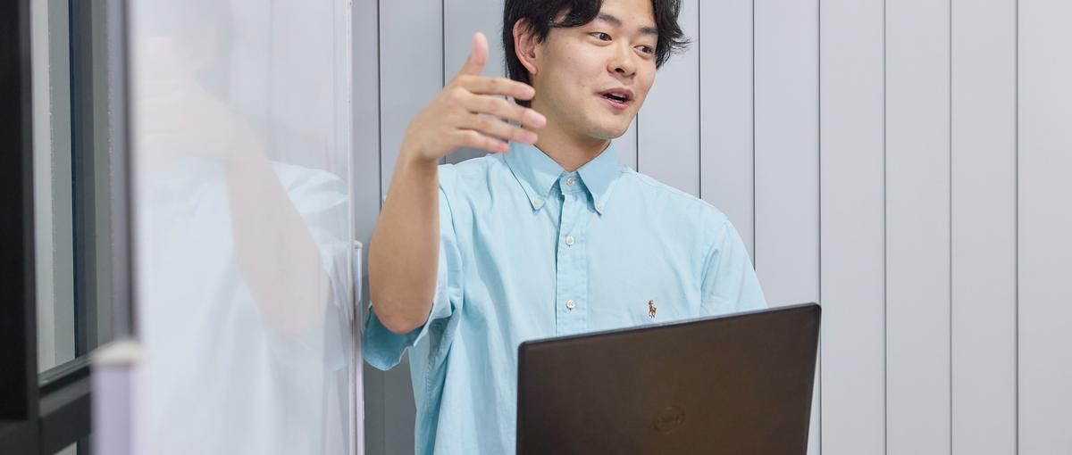 事業戦略や組織構築にも携わる急成長企業での営業職！1年後に役員を目指す！