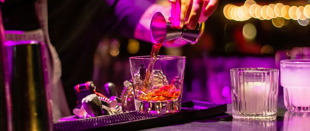 今春東京駅周辺に新規開業のホテルカフェ＆バーラウンジのバーテンダー募集