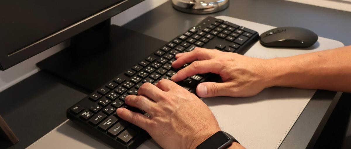 プロダクト全体に向き合う開発エンジニア。SES経験を活かして自社開発