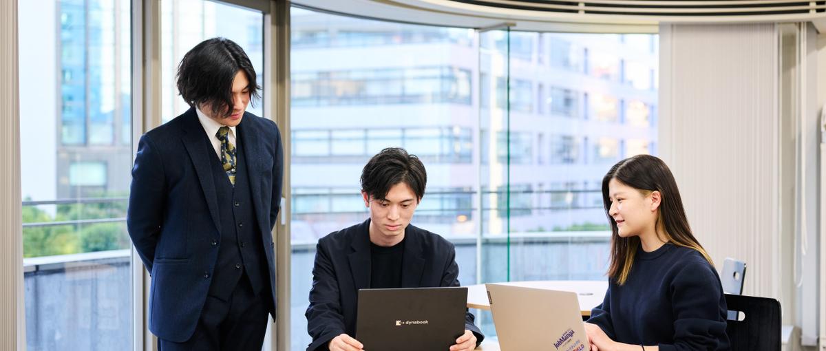 チラシからLPまで。マンガの力で反響を生み出すデザイナーを求む