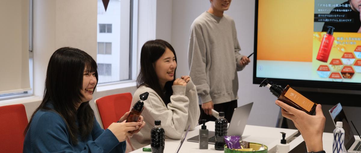 OEM任せにしない。原料選定から処方まで決めるコスメ商品企画、開発職！