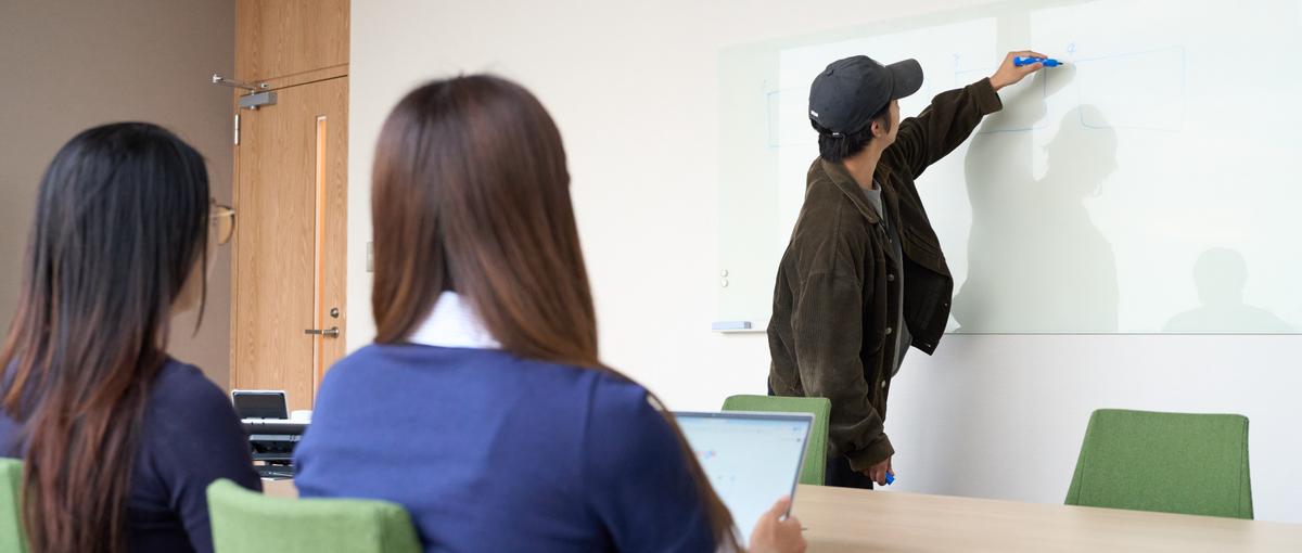 全世界で7.7億DLされた人気スマホゲーム！コミュニティマネージャー募集