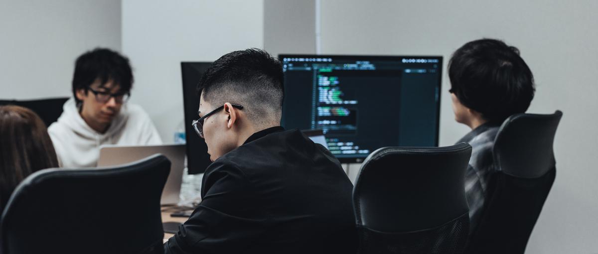 作るから解決するへ。エンジニア経験者が選ぶ、ITコンサルの道。