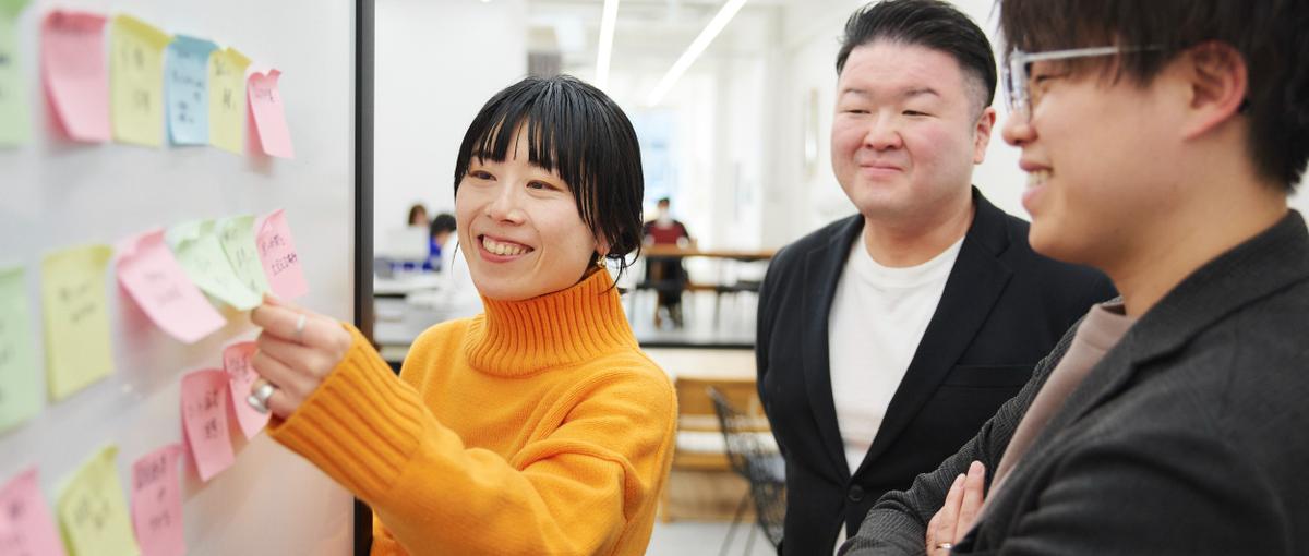 顧客の魅力と課題を嘘偽りなく形に！採用に貢献するデザイナー│企画から参加