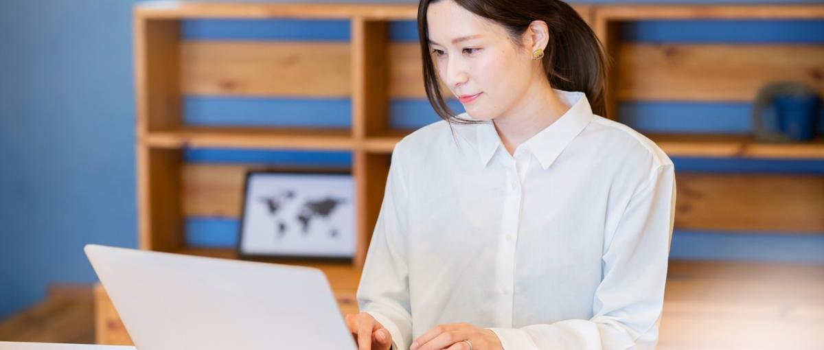 どこでも就業可能｜ディレクター｜顧客への改善提案｜アサイン管理