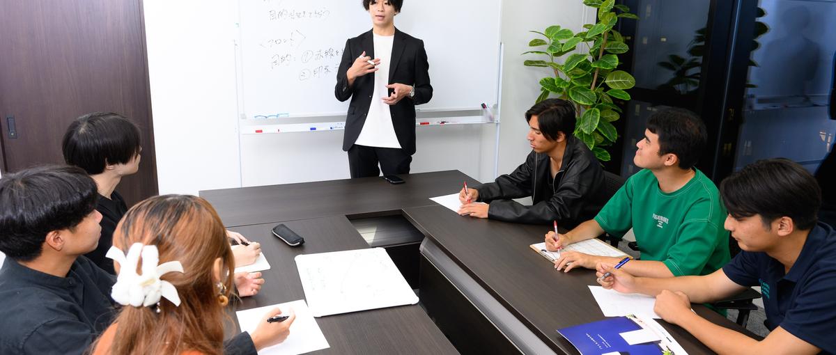 学生のうちに実商談100件以上を経験可！！社会で通用する実力を習得！