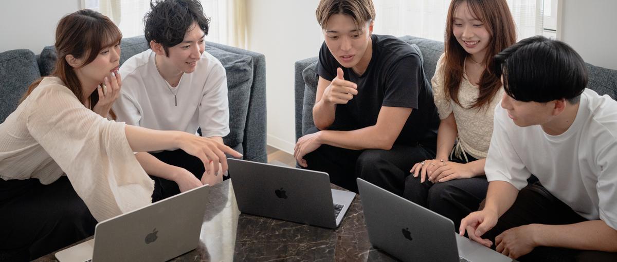 孤独な営業は卒業。助け合う仲間と挑む女性のキャリア支援カウンセラー