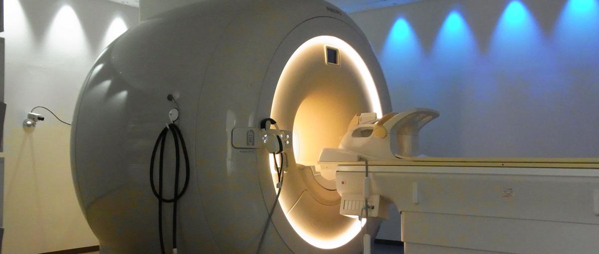 手に職を付けて医療の現場を支える｜新卒医療設備エンジニア募集