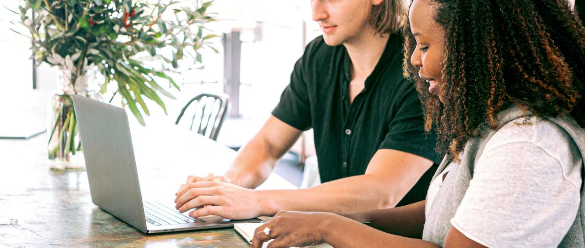  ITスタートアップの法人営業担当を大募集！！