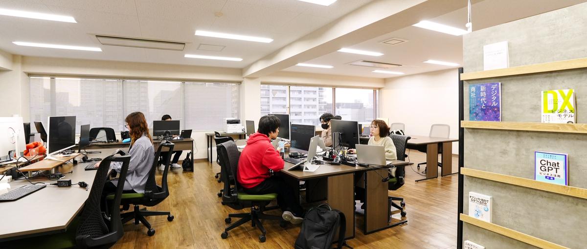 開発エンジニア募集！スタートアップでゼロからフルスタックエンジニアを目指す