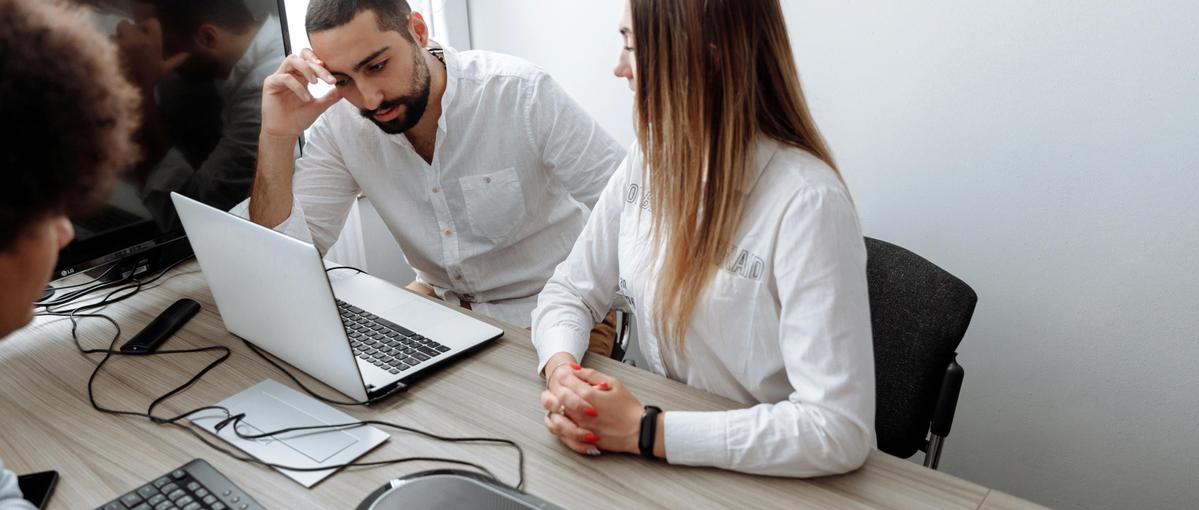   ITスタートアップの法人営業担当を大募集！！