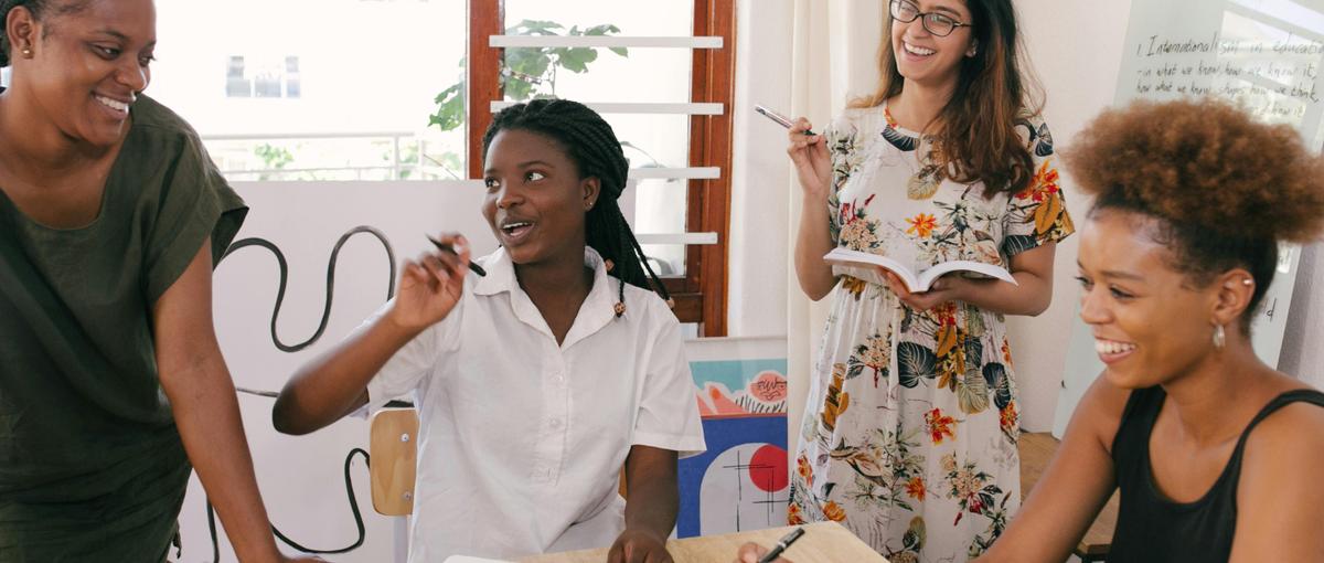 オンライン対応可！プログラミングスクールのメンターを大募集！