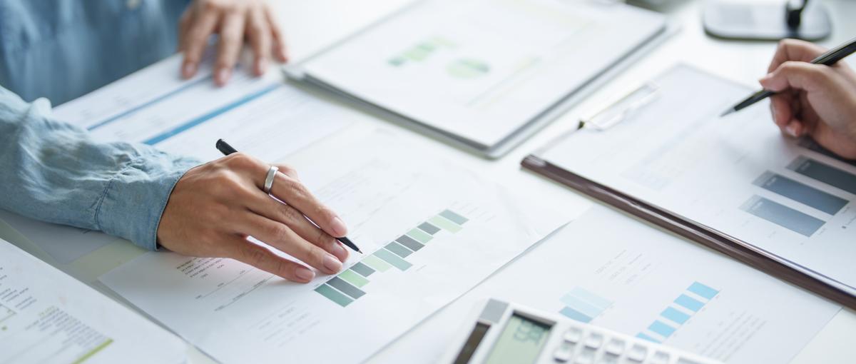 経理の枠を超え、事業を動かす。10社超のグループ成長を支える経理リーダー