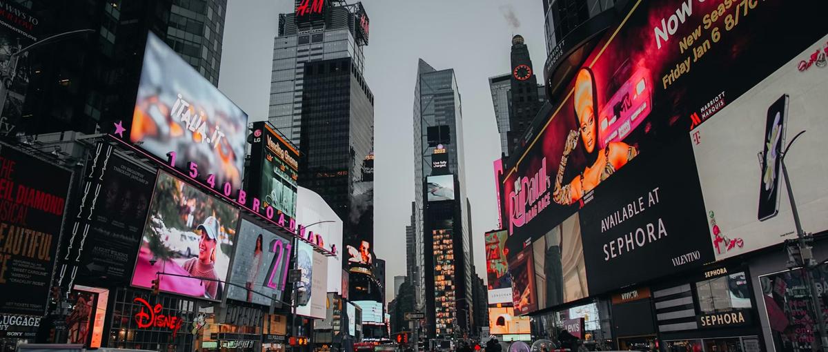 メディアの開発から運用までをおまかせ！メディアプロデューサー大募集！！