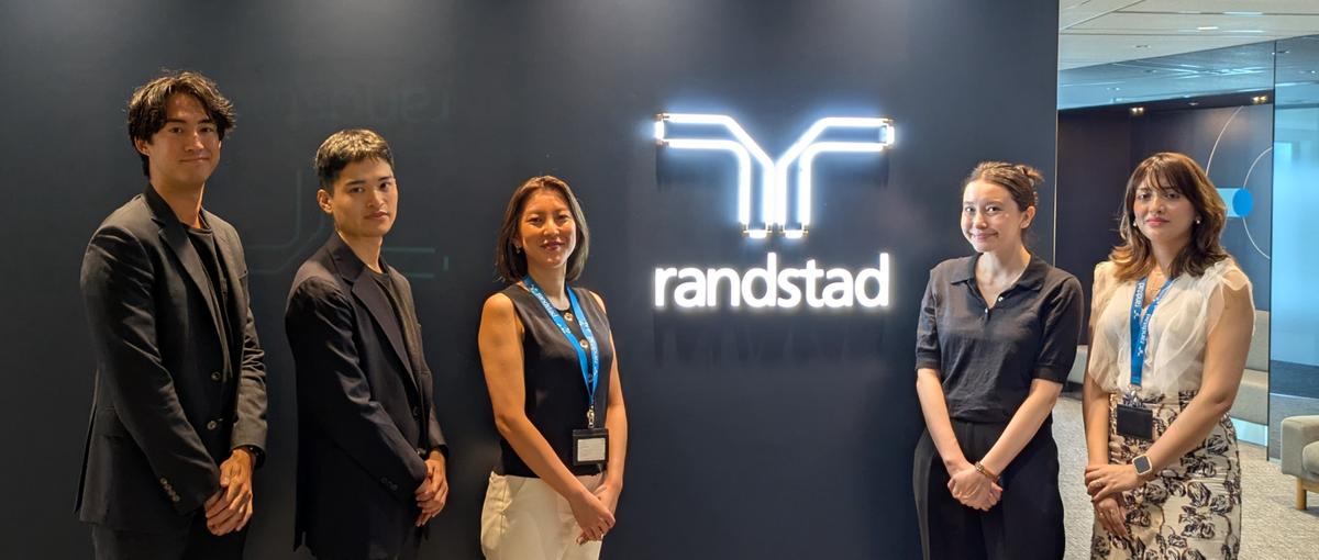 営業経験者×英語スキル求む！人と企業の眠れる可能性を呼び覚ます仕事です。