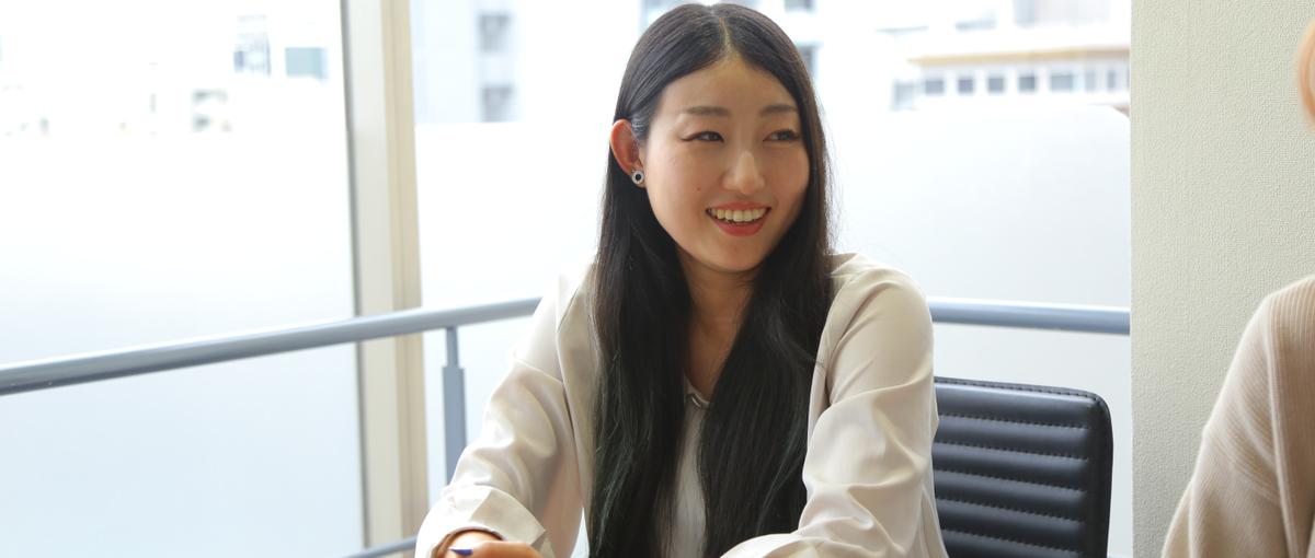 販売職から憧れのオフィスワークへ。LINEで店舗の悩みを解決するお仕事📱