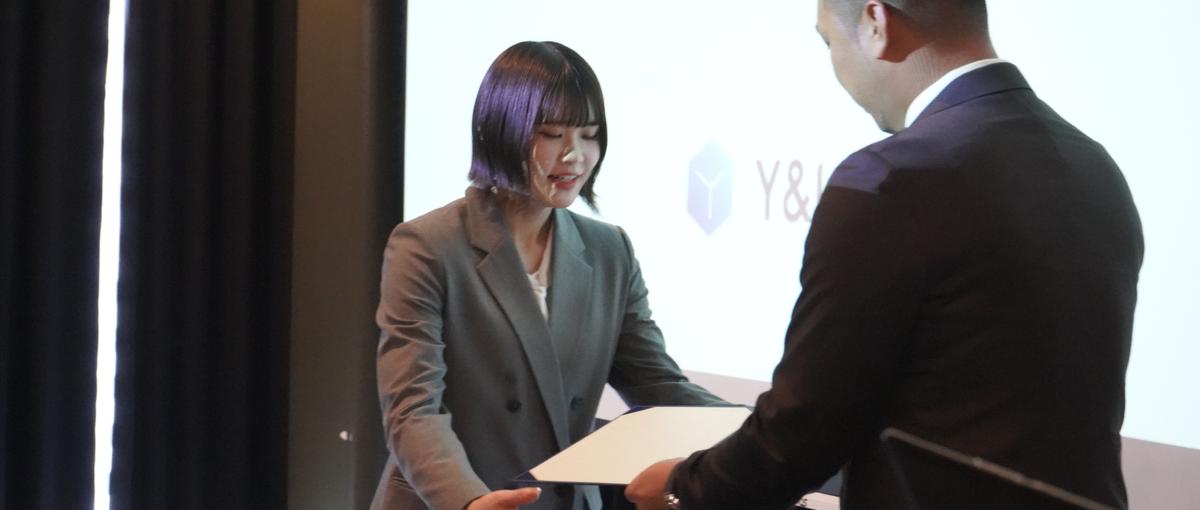 文系からITのプロへ。営業・人事・事務を通して一生モノの武器を。