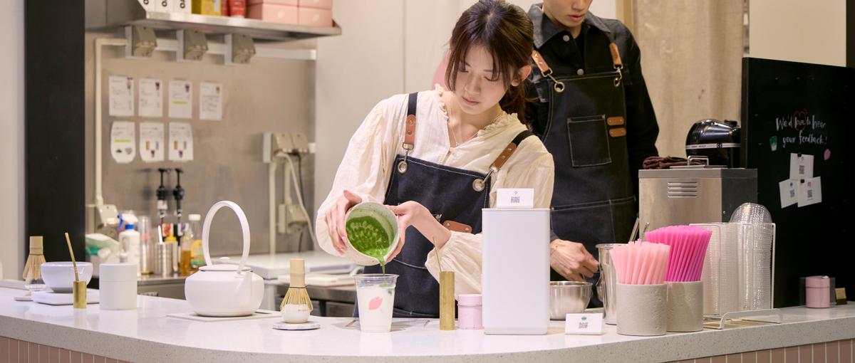 店舗運営から商品開発、マーケティングまで｜幅広い挑戦ができる環境で働こう！