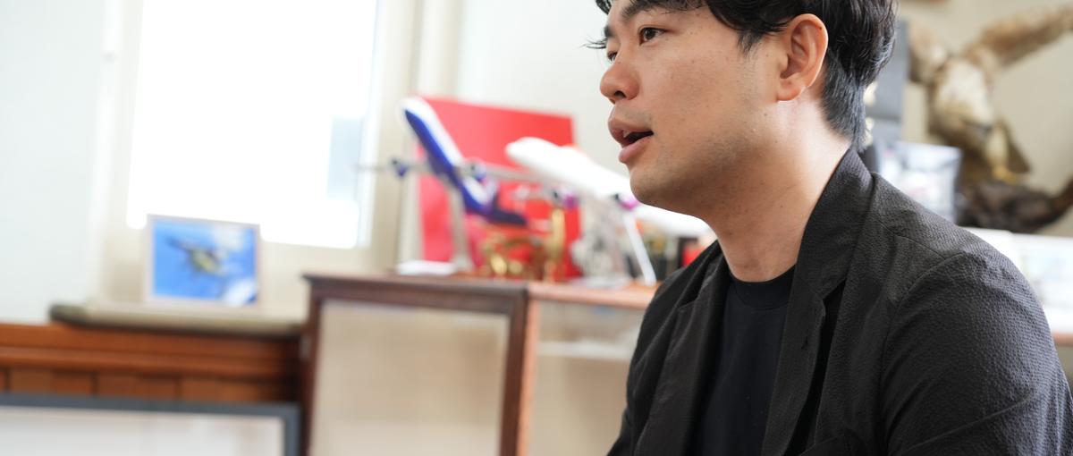 どこにいても関係ない。自宅で事業企画から経営まで担う場所。