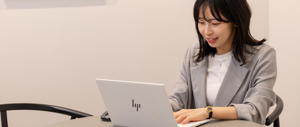 大手の5倍速で成長したい君へ。1年目から裁量と責任を持てる成長環境。