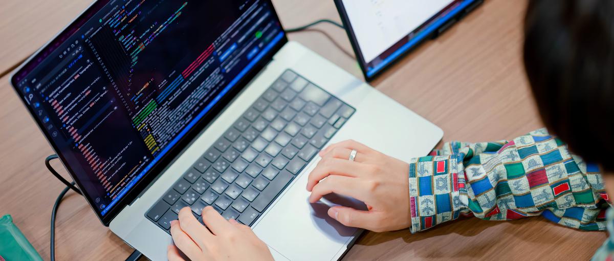 UI/UXデザインの力でグロースへ。ユーザー理解プロダクトデザイナー募集