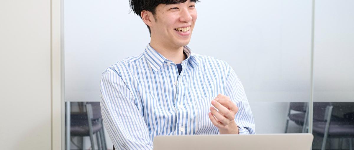 働くエンジニアが働き方の柔軟さを最大の魅力と回答するSRE！