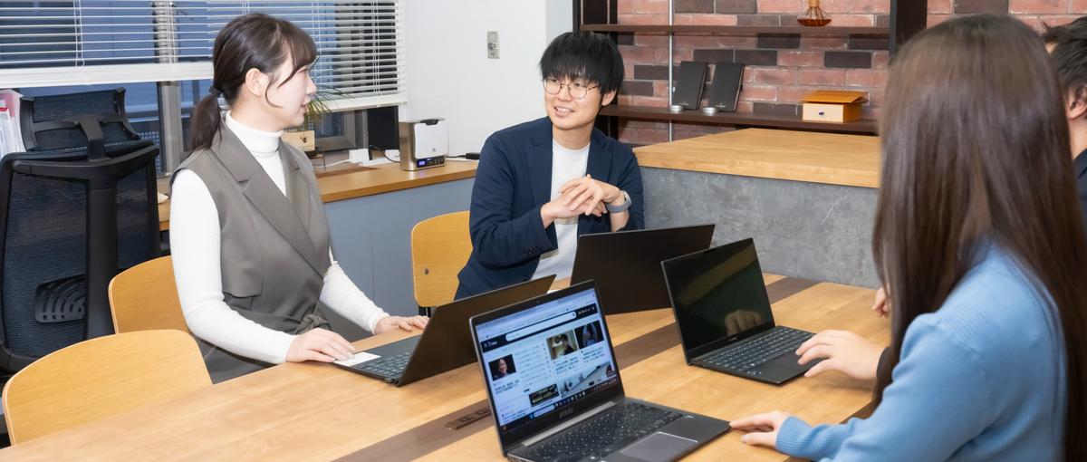 相談しやすい人がすぐ側にいる安心感。定着率95％の職場でITの第一歩を！