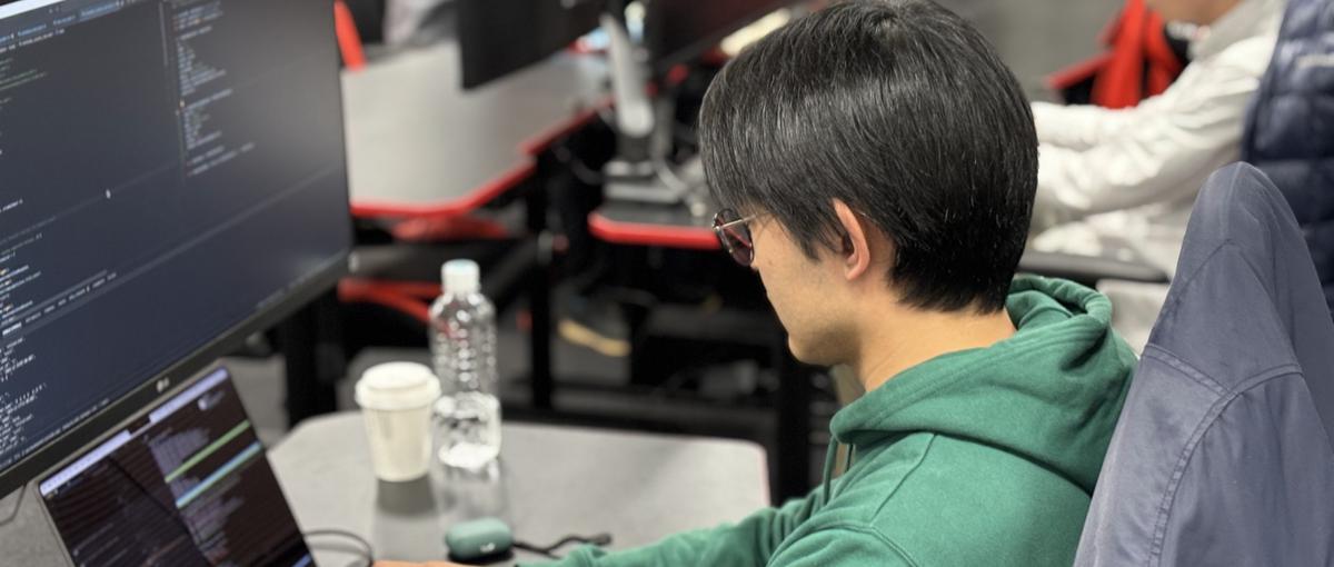 自社開発100%SaaS | 現場DXの正解を創るシニアアプリエンジニア