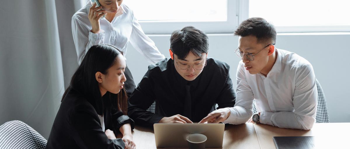 学生のうちに法人営業、売上をつくる本気の営業インターン募集！