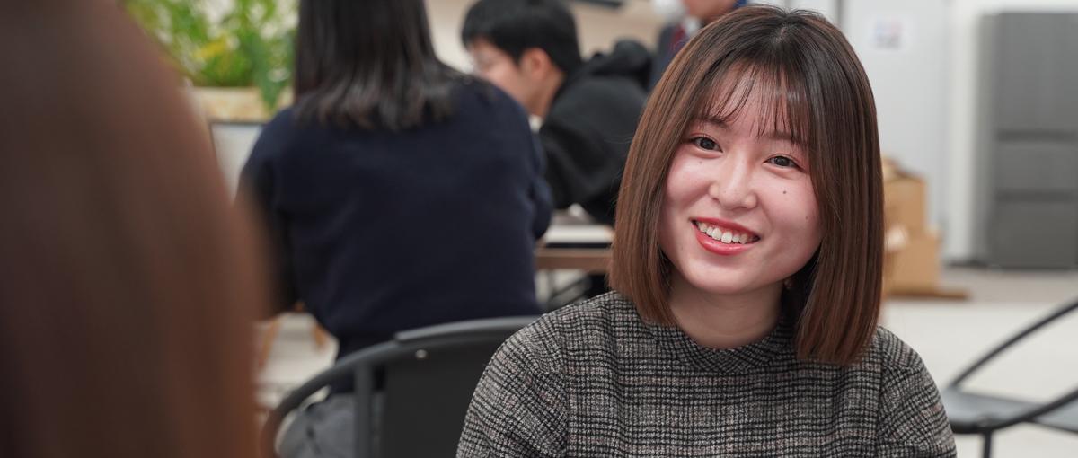 27卒採用｜大手外資SNSマーケ戦略に1年目からパートナーとして挑める環境