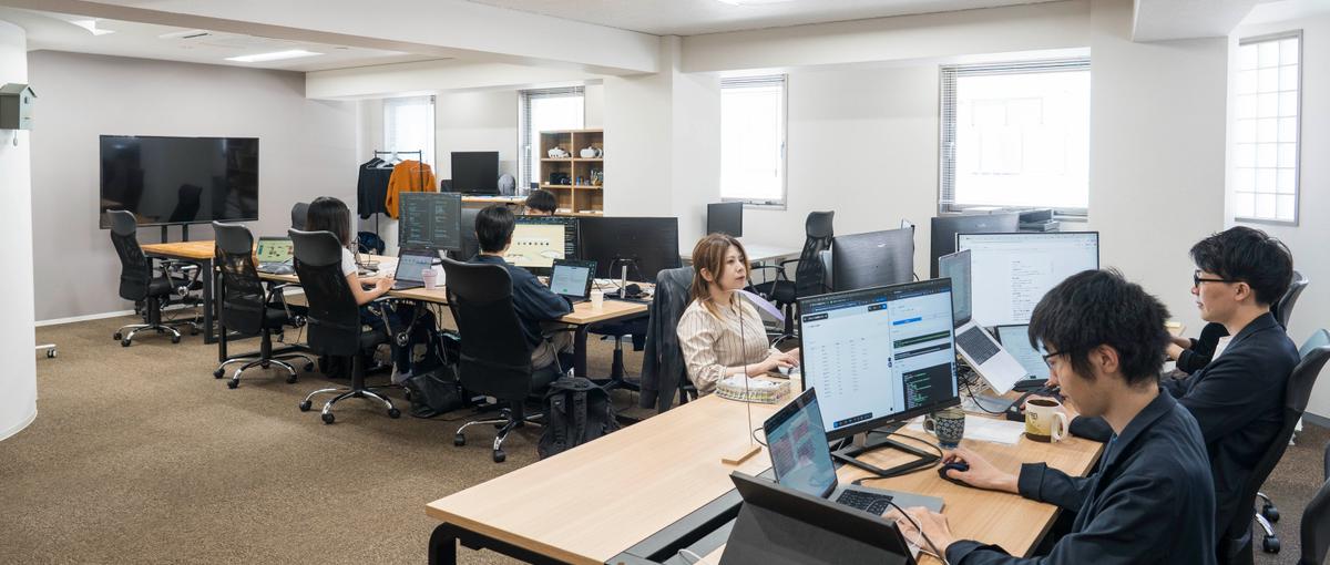 福岡 | 自宅から勤務可能！九州企業のDXを支える｜AI×開発の提案営業を