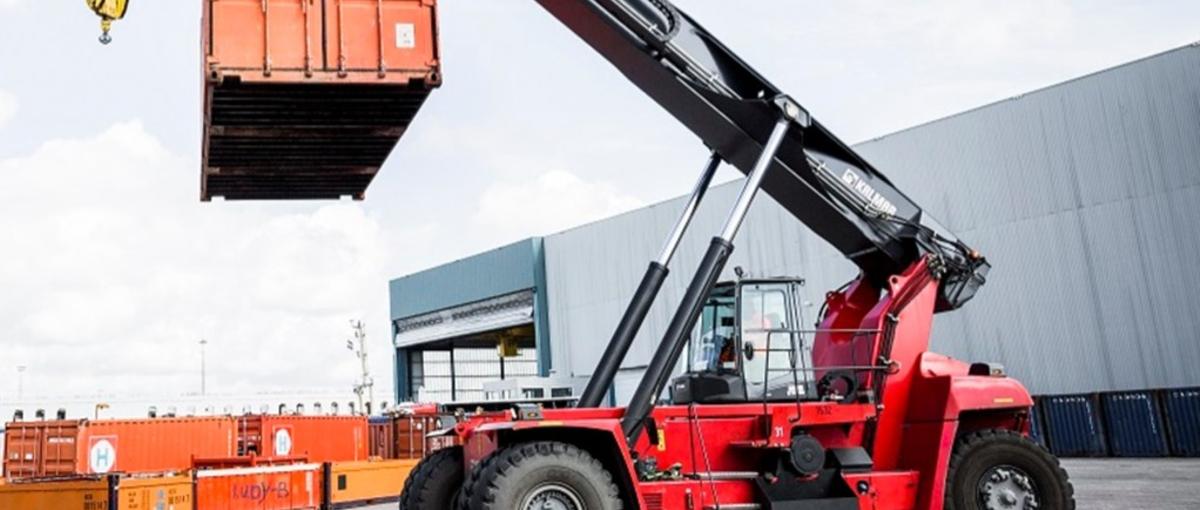 Made in Japanのすごさを実感！日本の技術を次世代へ繋ぐ仕事