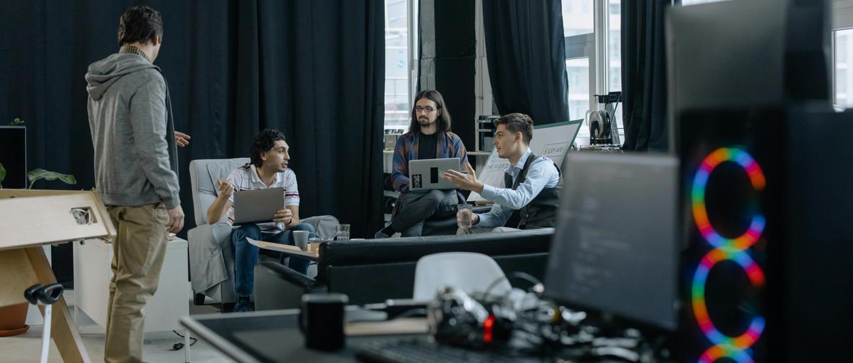 学生のうちに法人営業、売上をつくる本気の営業インターン募集！