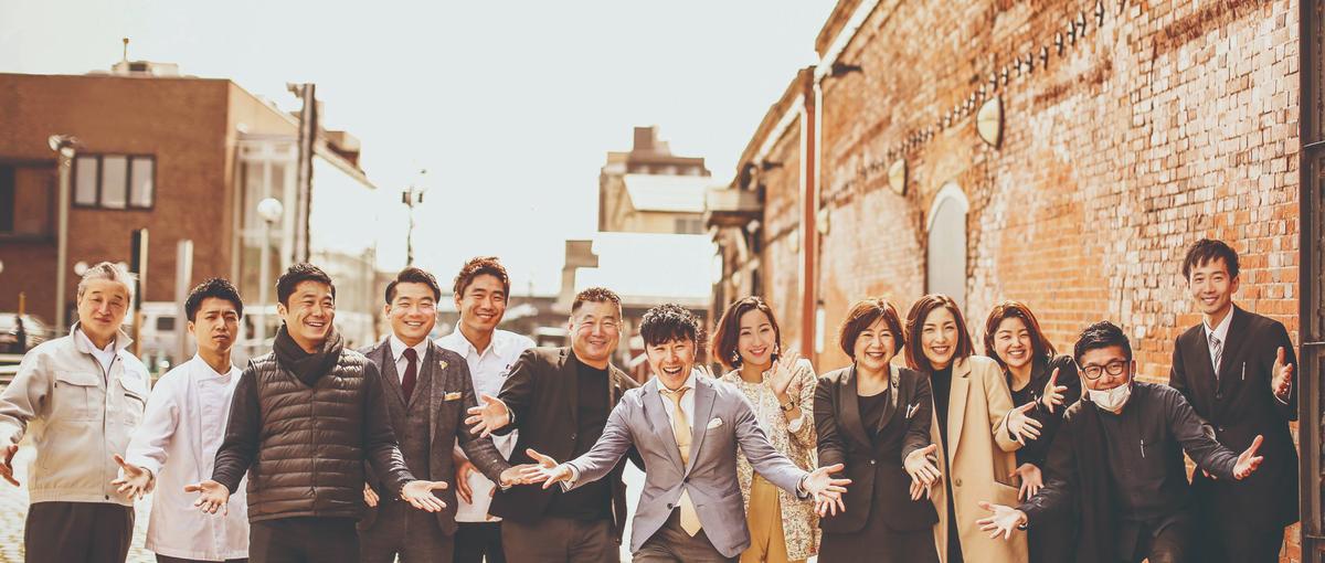 ブライダルサービススタッフ／人生最高の舞台をおもてなしで盛り上げる