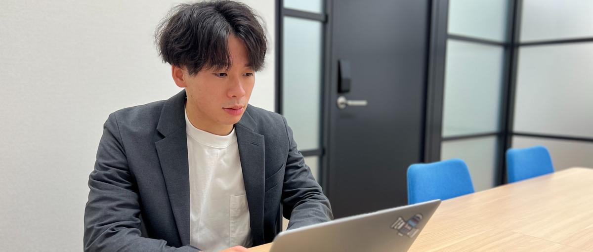 オフィ長の酒井と二人三脚！福岡拠点の開発文化を定義する3人目のエンジニア