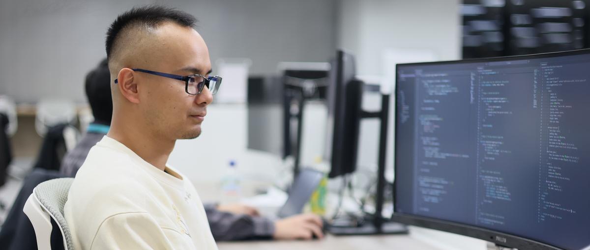 2次募集／27新卒／出版とデジタルの最新技術を融合／世界に届ける開発職