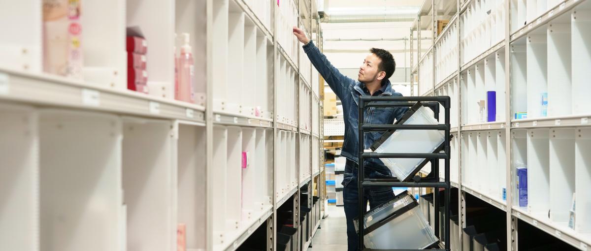 軽作業／梱包、ピッキング＿体力自慢、コツコツ作業好きな方も！経験者優遇