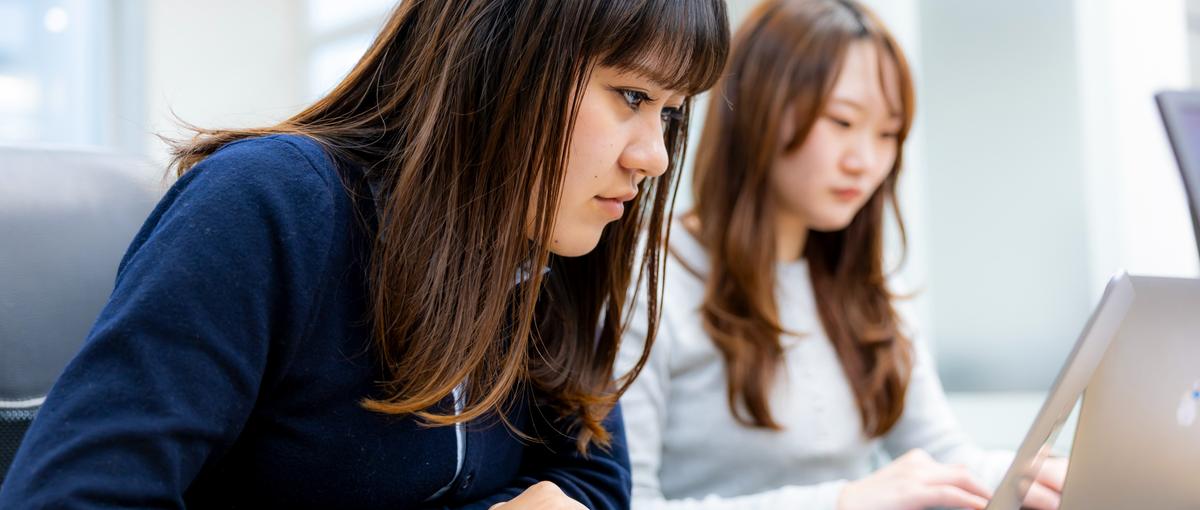 文系学部の地頭を活かす！営業トークより仮説検証の精度で勝負する。