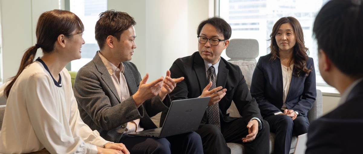 綺麗な戦略より、勝てる実行力。現場を巻き込み、数字を作る経営企画。