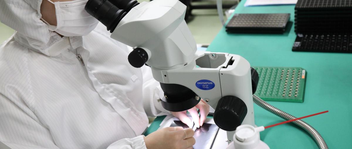 光学の魅力に没入する。ナノ精度加工から次世代光学システムの設計・調芯まで