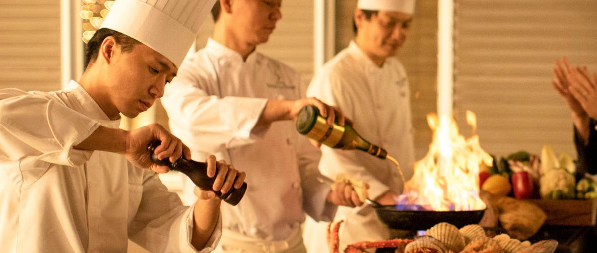 洋食調理・パティシエ／地域の食材を活かし、結婚式の一皿を創る