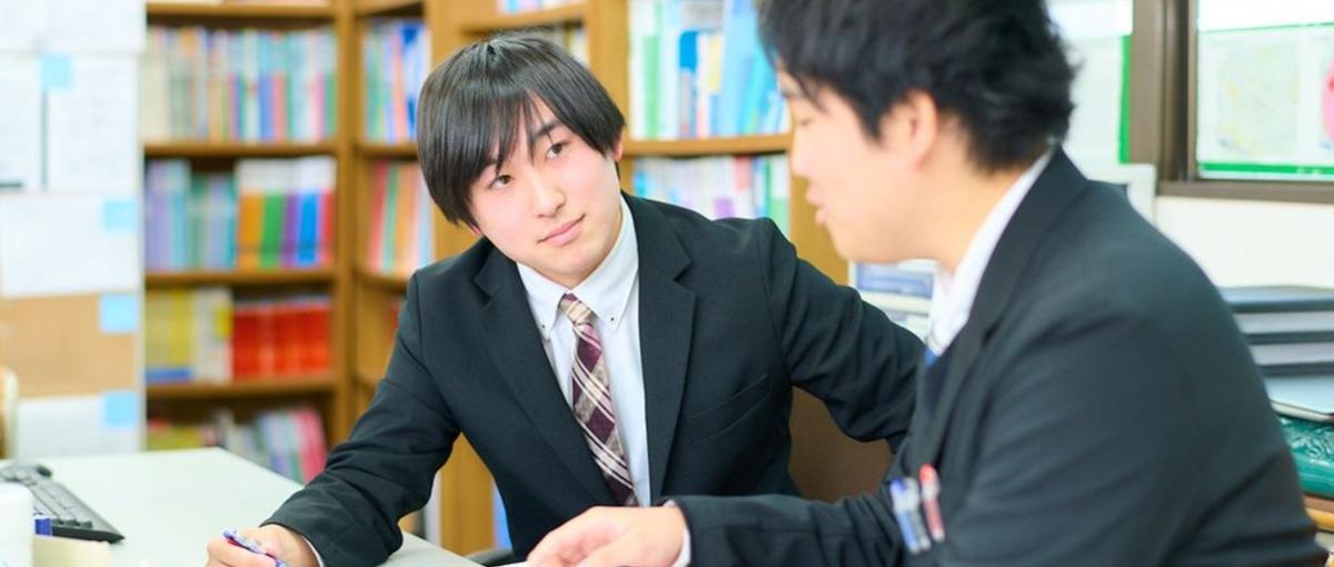 同級生より3段階上のステージへ行かないか。社長直下で経営力を身につけよう