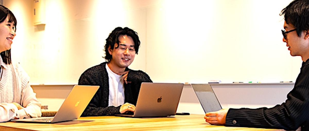 クライアントワーク×自社D2C事業をデザインで牽引