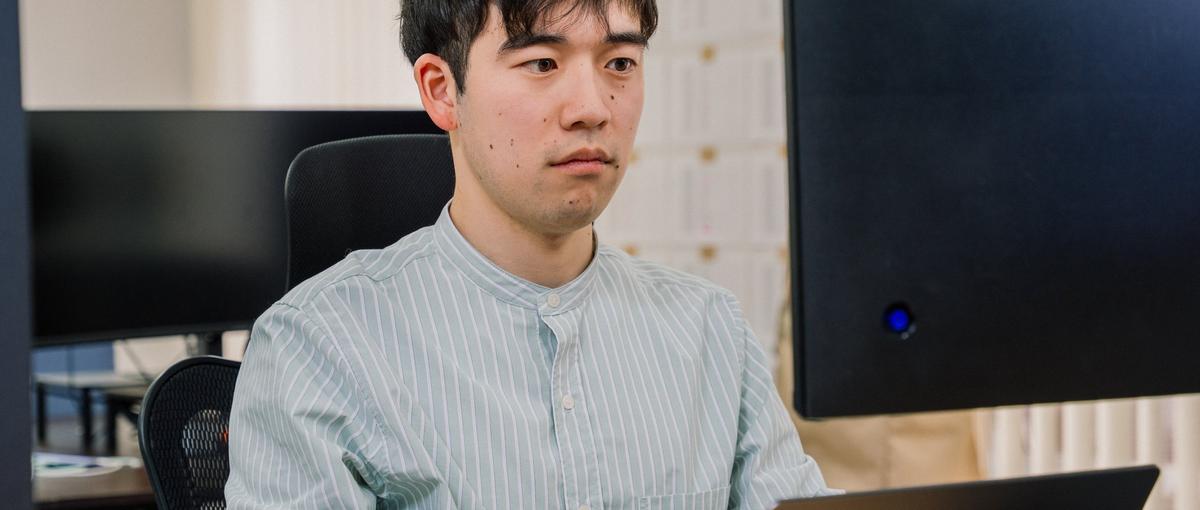 顧客の課題に向き合いながら仕組みをゼロから創るインサイドセールス募集！