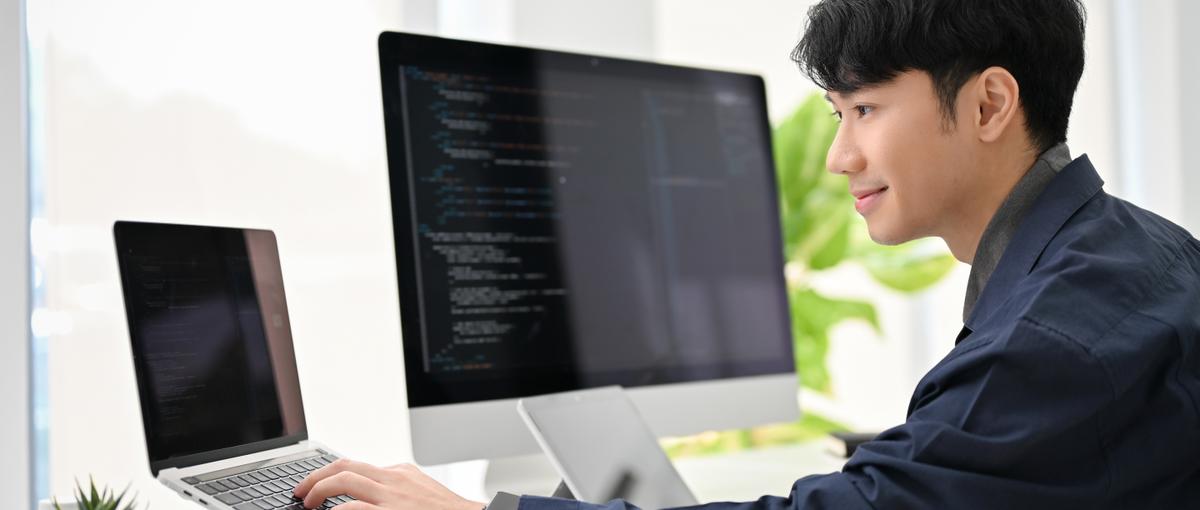 Web開発経験者募集！自律的なチームで裁量大きく働きませんか？
