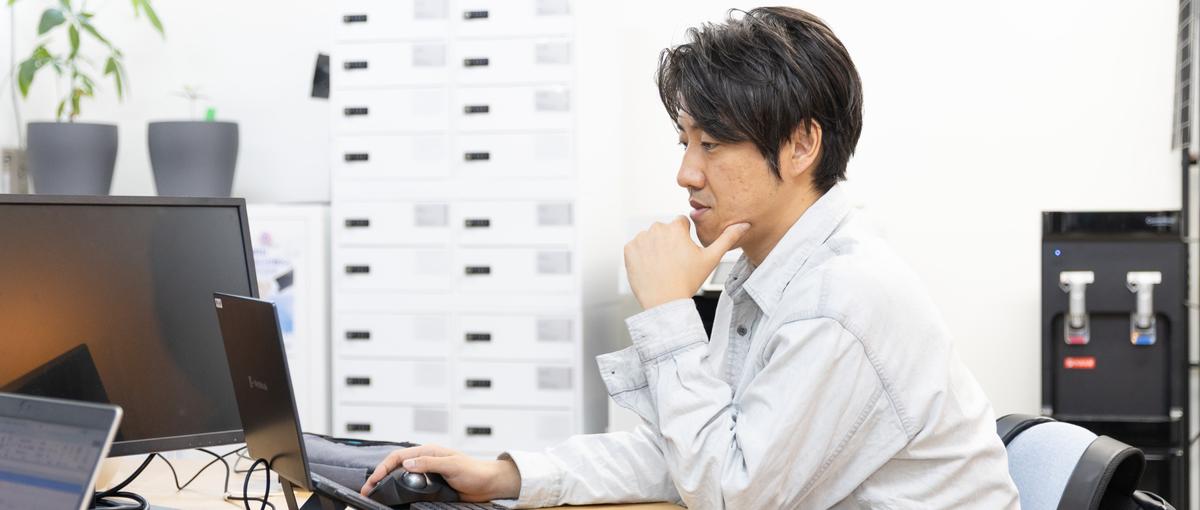他社の都合に振り回されない。エンジニアの尊厳とキャリアを最優先に守る自社