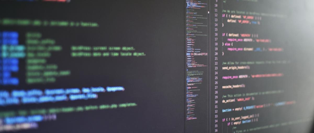 JavaScript、React、typescriptが得意な方！