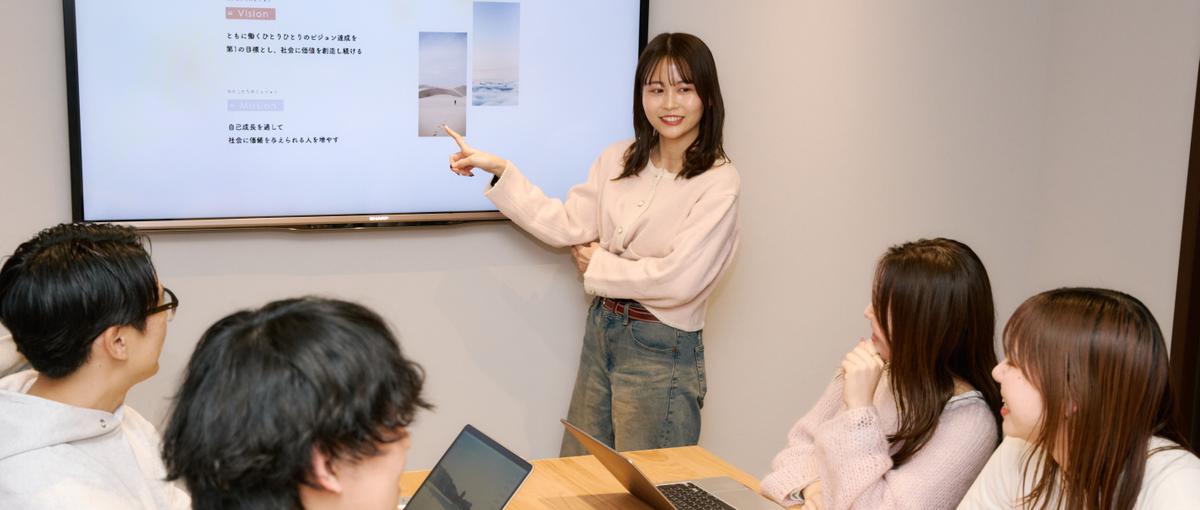 会社の未来をつくる仕事。and rootsの広報を0→1でつくる仲間募集