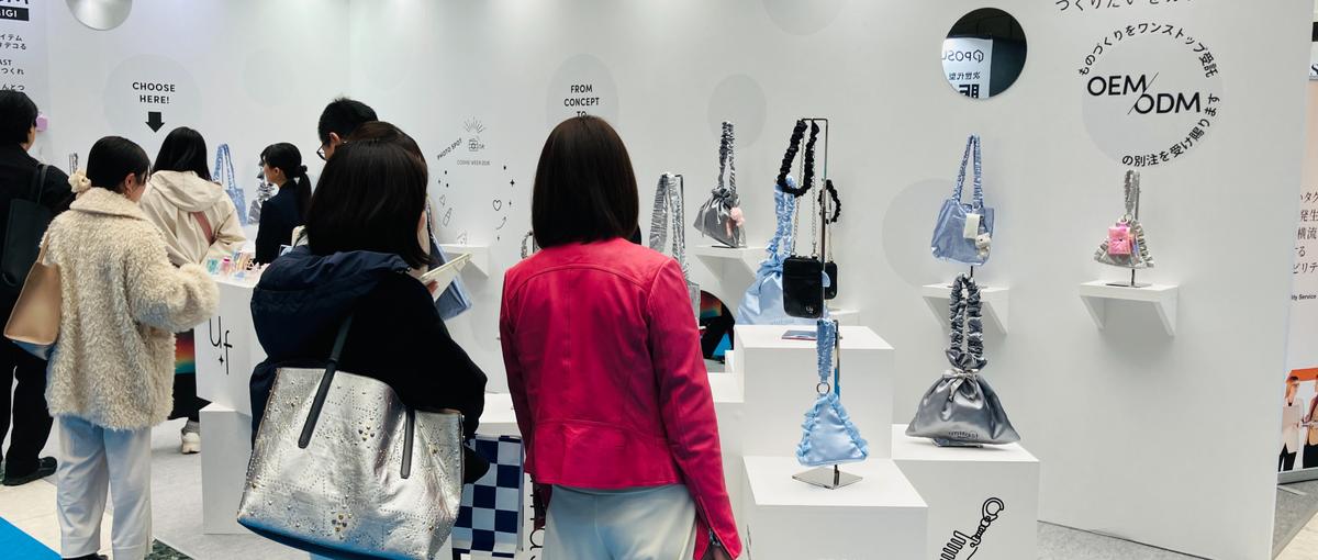 街で自分のデザインに出会う感動を！ゼロから企画するグッズデザイナー職